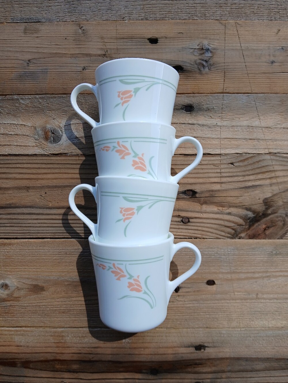 (2/20$)Vintage Corelle by Corning Peach Garland Coffee Cups Mugs Set Of 4  Mugs